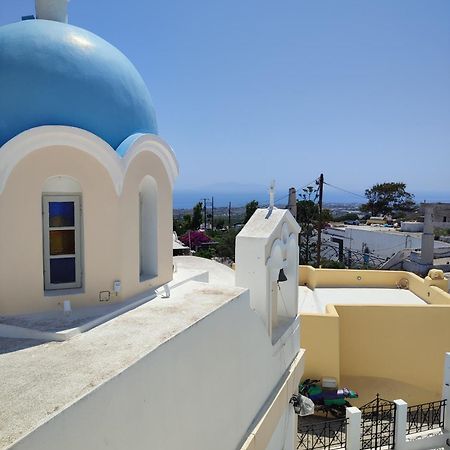 Central Santorini Serenity Rooms Fira  Esterno foto