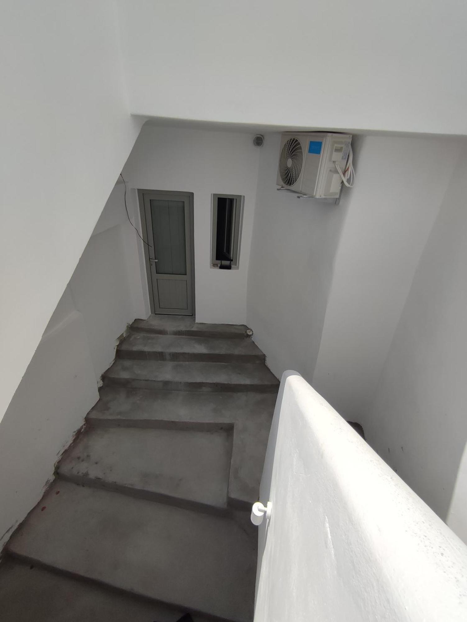 Central Santorini Serenity Rooms Fira  Esterno foto